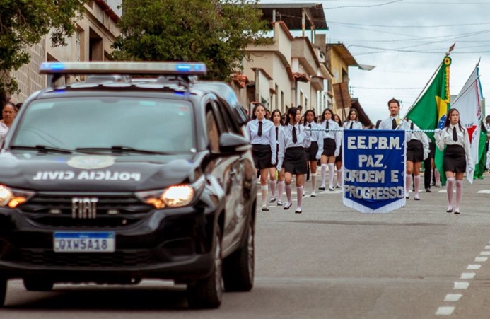 policia-civil-participa-de-desfile-civico-em-nazareno