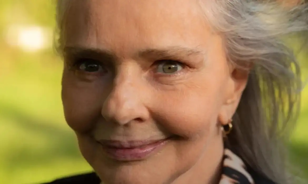 cantora-e-compositora-angela-ro-ro-morre-aos-75-anos-no-rio
