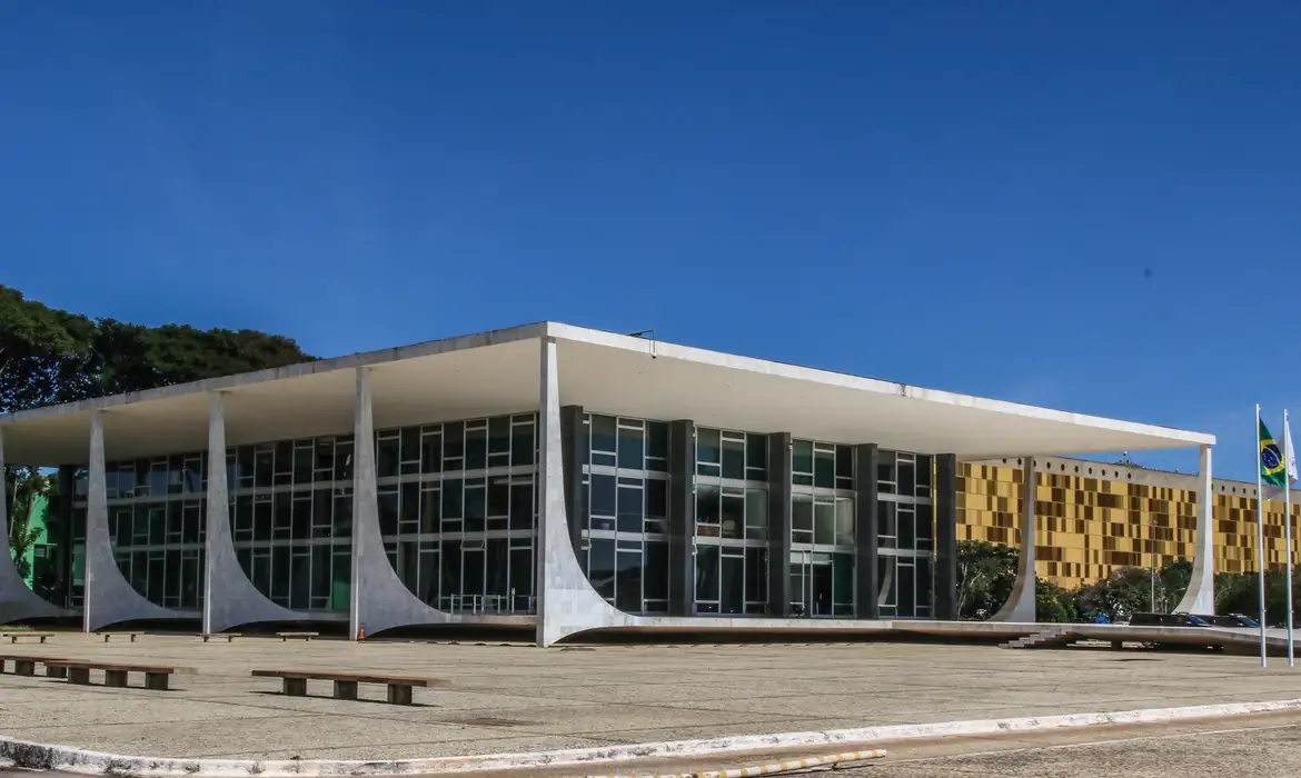 stf-diz-que-intervalo-de-recreio-integra-jornada-de-professores