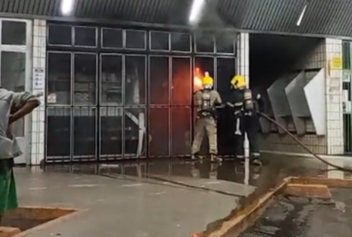 incendio-no-terminal-rodoviario-de-conselheiro-lafaiete