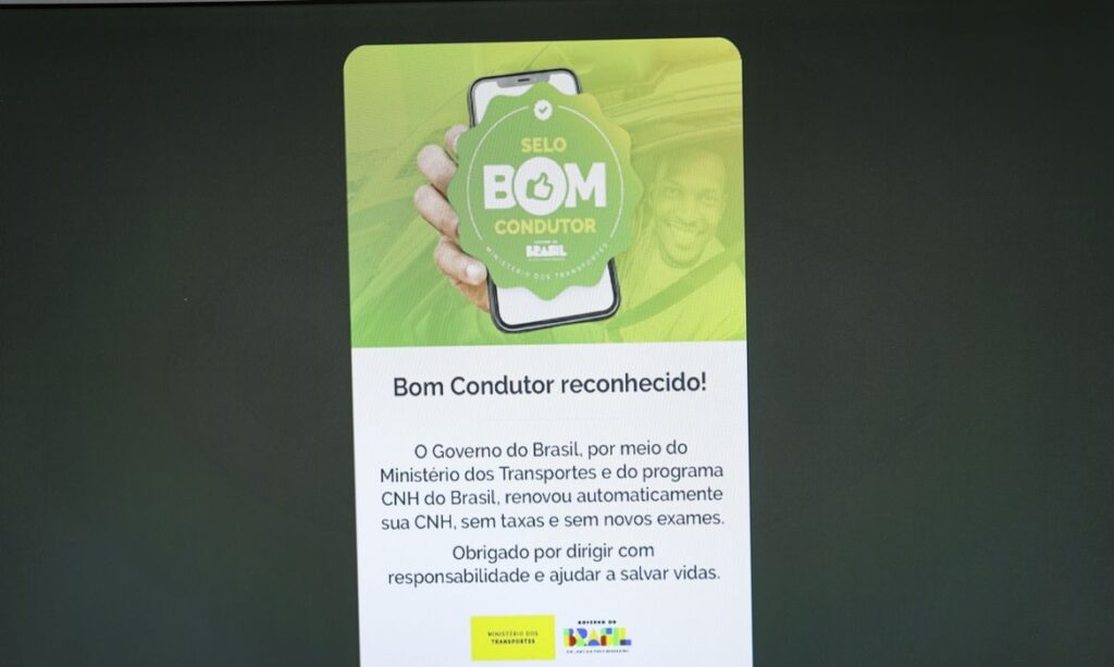 renovacao-automatica-de-cnh-beneficia-300-mil-na-primeira-semana