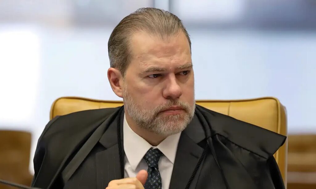 pf-pede-a-fachin-suspeicao-de-toffoli-no-inquerito-do-banco-master