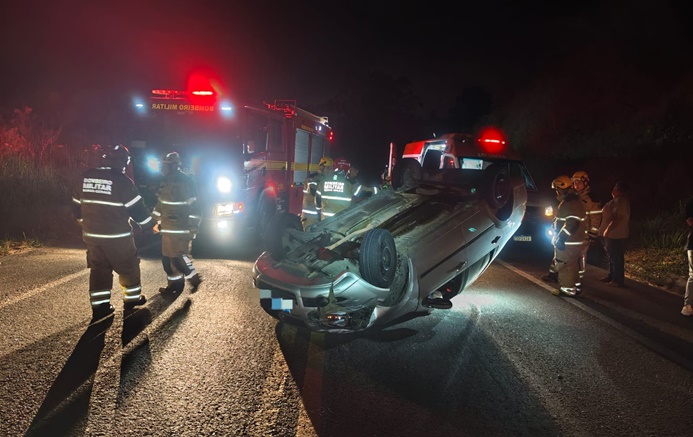 capotamento-na-br-265-mobiliza-bombeiros-e-samu-em-atendimento-rapido-e-integrado