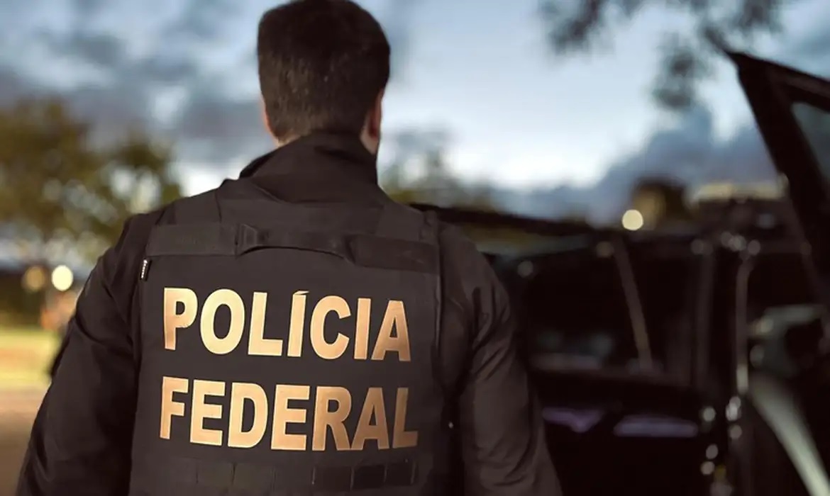 pf-cumpre-mandados-contra-juiz-suspeito-de-favorecer-imobiliarias